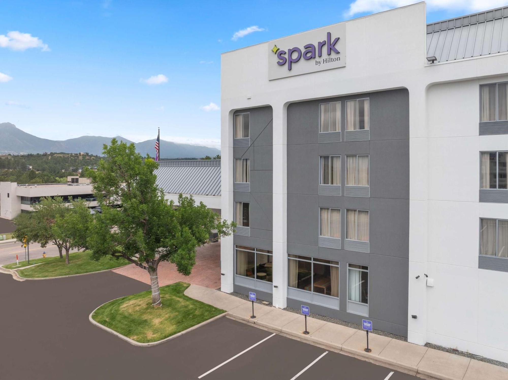Spark By Hilton Colorado Springs I 25 Central Ngoại thất bức ảnh
